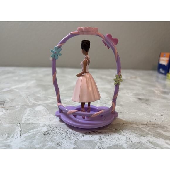 Barbie Ballerina Spinning Cake Topper 2005 Purple Vintage - Picture 4 of 6